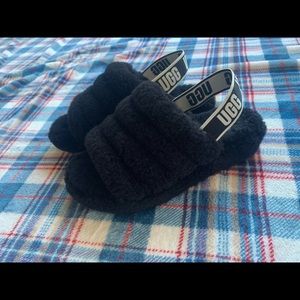 Ugg fur slides in black